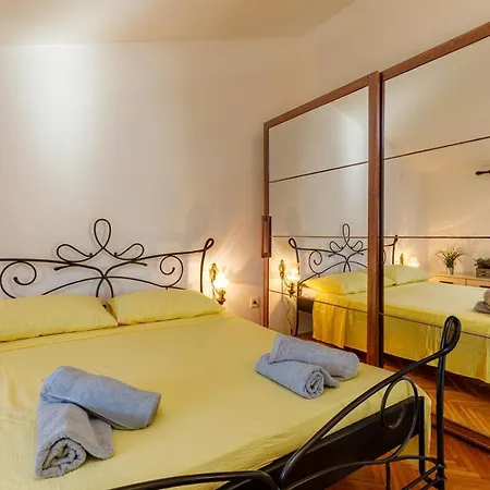 Three-bedroom Stojanovic In Apartment