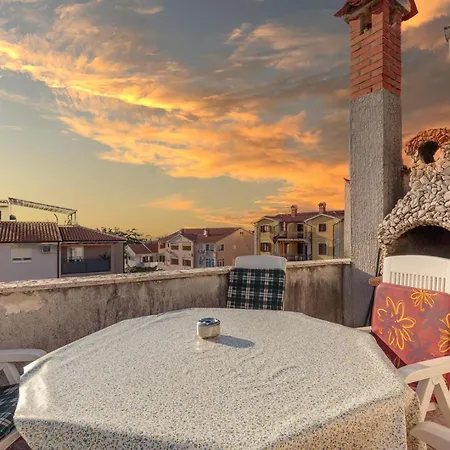 Three-bedroom Stojanovic In Apartament *