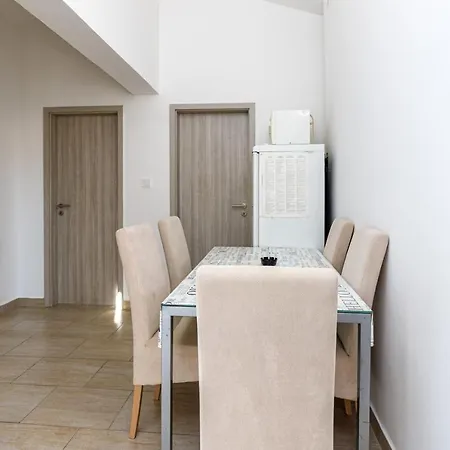 Three-bedroom Stojanovic In Poreč