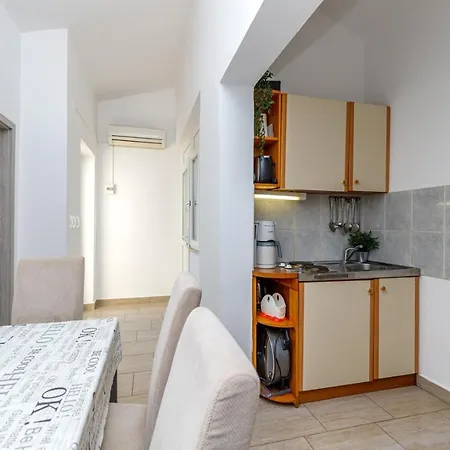 Apartment Three-bedroom Stojanovic In *
