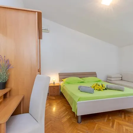 Three-bedroom Stojanovic In